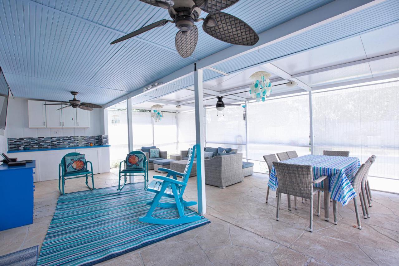 Beautiful Home With Pool And Outdoor Space West Palm Beach Bagian luar foto