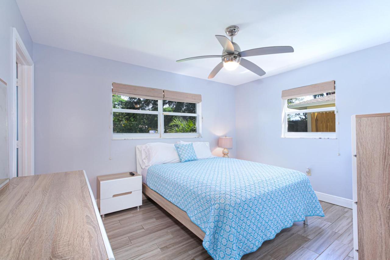 Beautiful Home With Pool And Outdoor Space West Palm Beach Bagian luar foto
