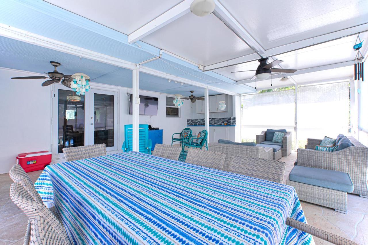 Beautiful Home With Pool And Outdoor Space West Palm Beach Bagian luar foto